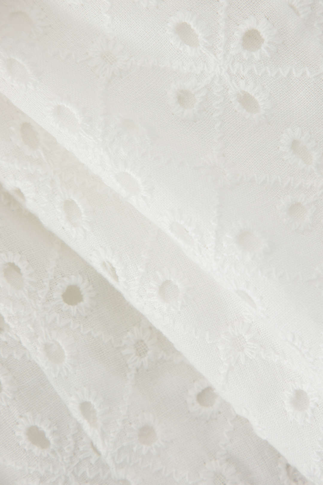 Reveré™ | Topp i Broderie Anglaise