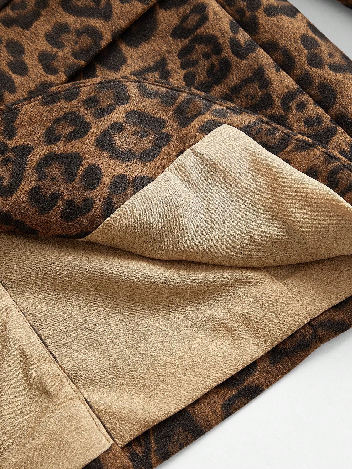 Marie-Claire | Ensfarget Blazer med Leopardmønster