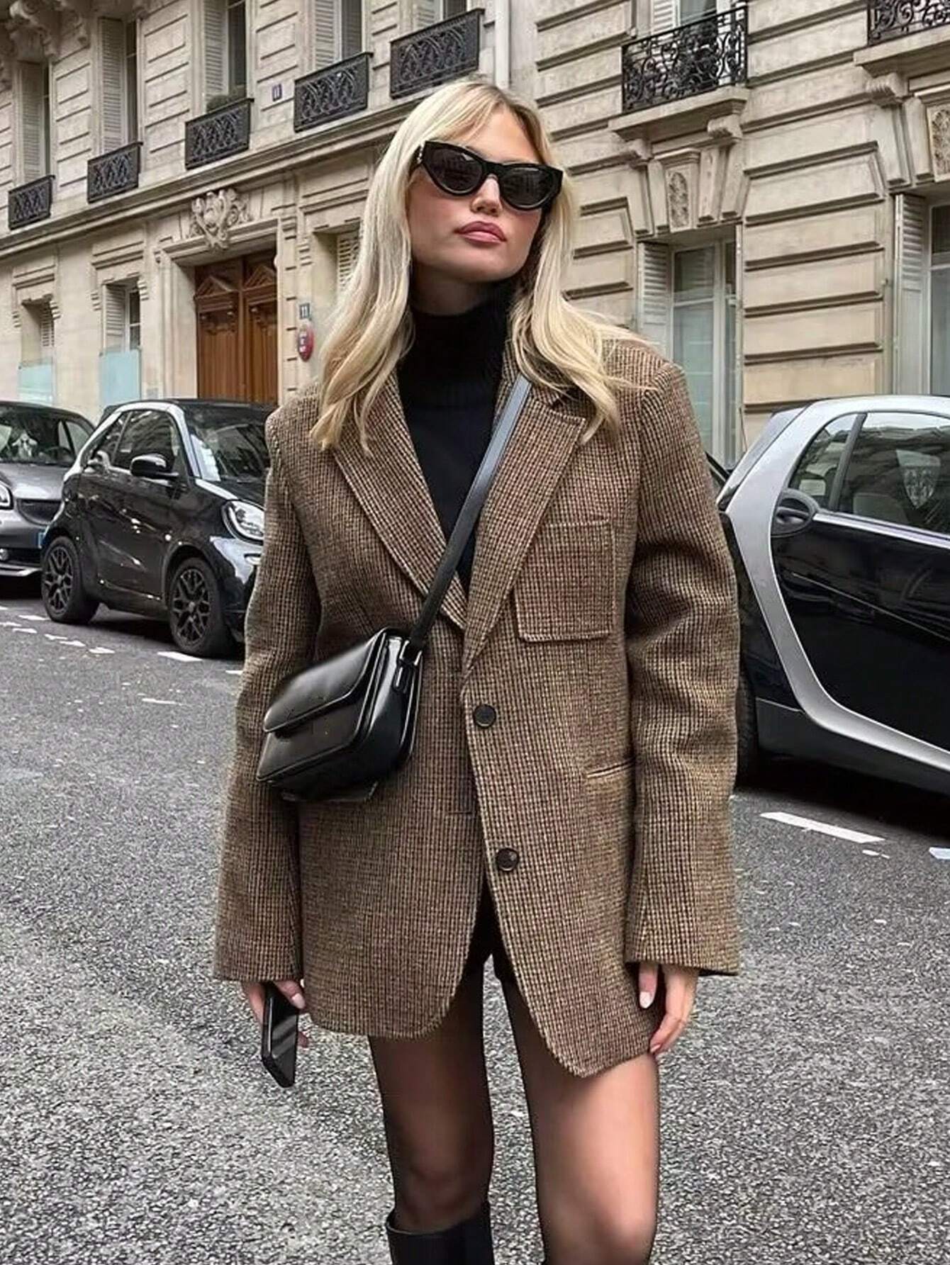 Mathilde | Brun Rute Blazer med Enkel Knapplukking