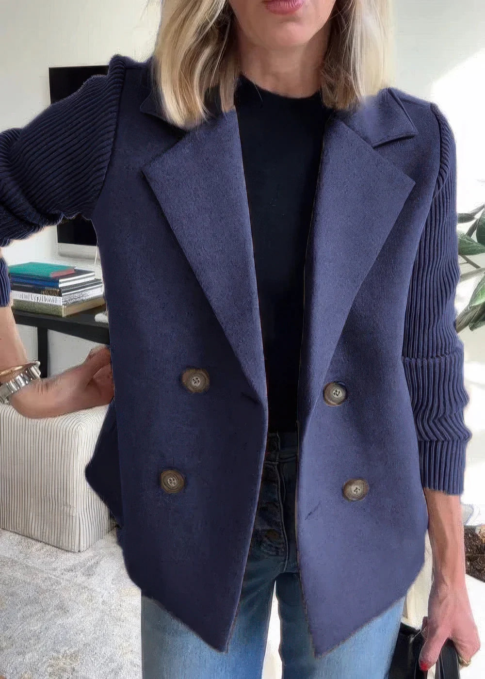 ANNE™ | Tidløs Eleganse i en Kåpe