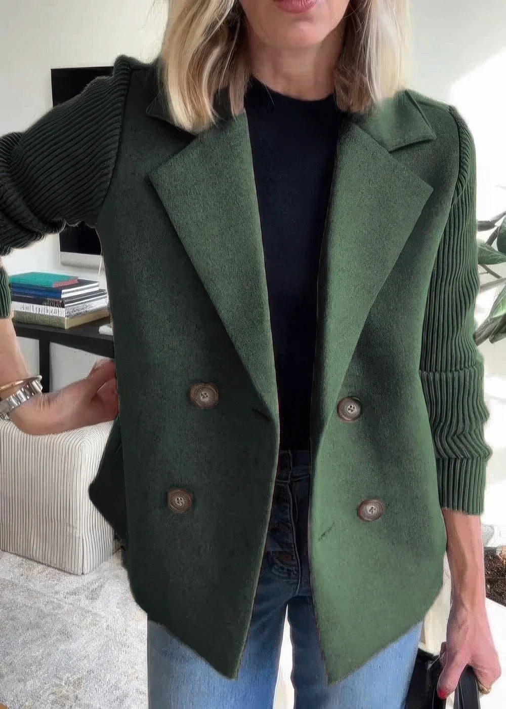 ANNE™ | Tidløs Eleganse i en Kåpe