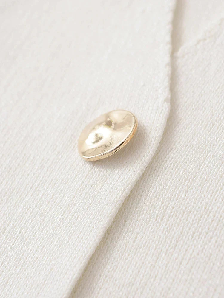 Francette | Minimalistisk Chic Knapbluse
